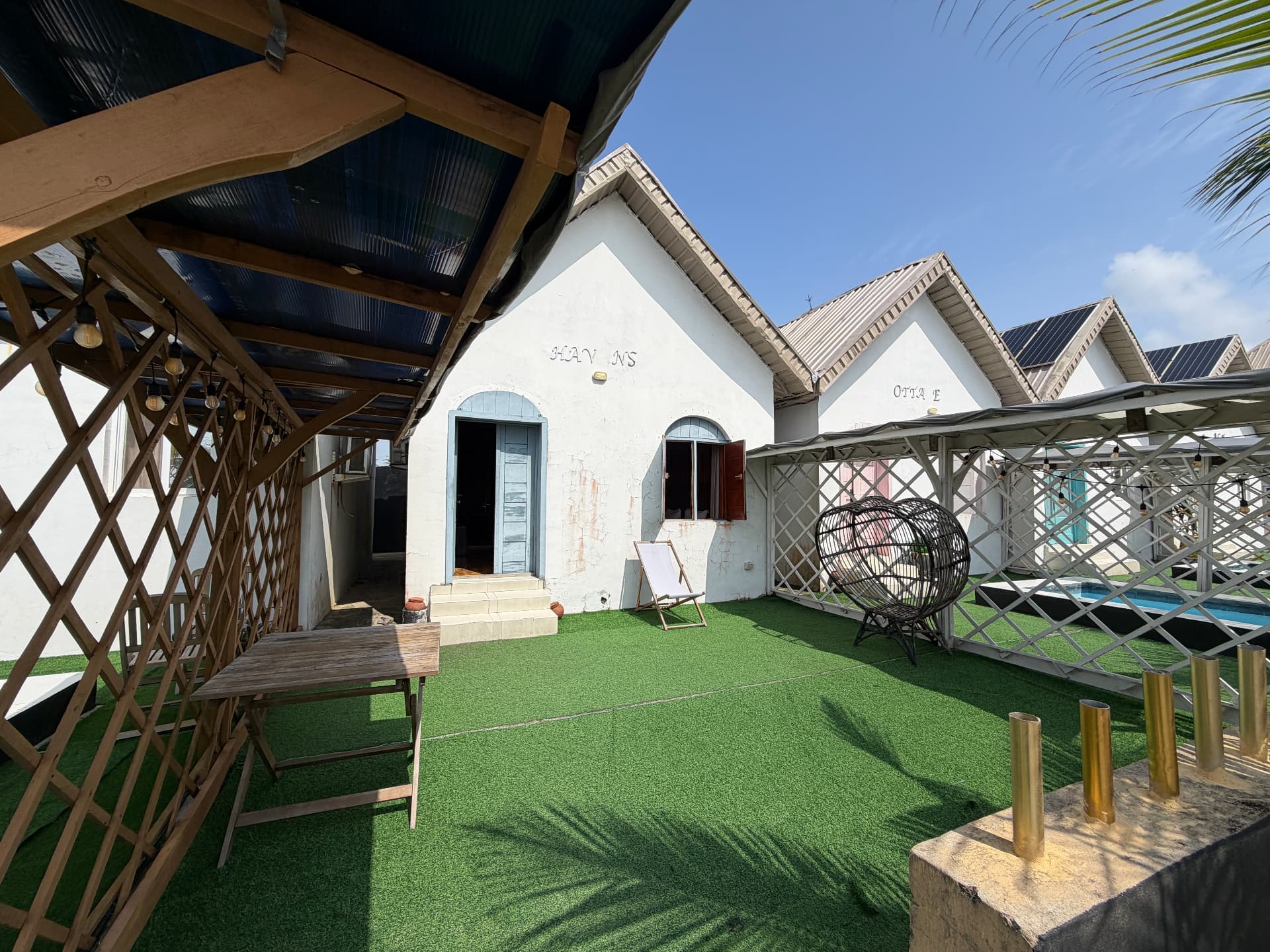 The gabled cottages and the courtyard pool - Ash Bubble at Timeless Haven & Cottage, photo 1 of 4